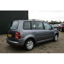 Volkswagen Touran 1.9 TDI Comfortline Business NAVI 2e Eigen