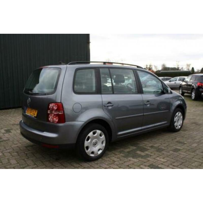Volkswagen Touran 1.9 TDI Comfortline Business NAVI 2e Eigen