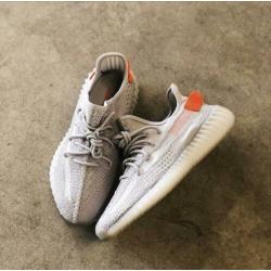 Yeezy boost 350v Tail Light