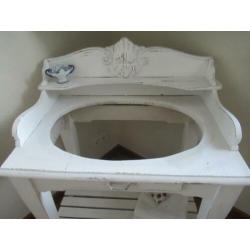 antieke wastafel/commode