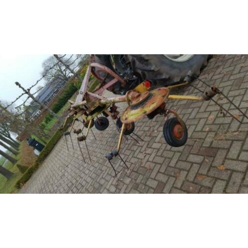 Kuhn gf 452 hooischudder