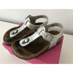Kipling sandalen zilver | maat 30