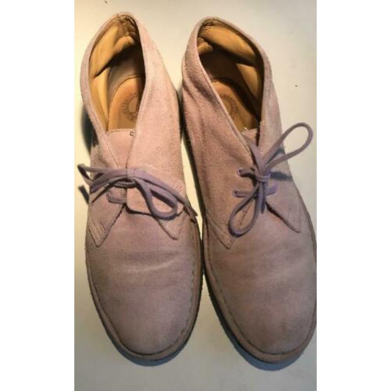 CLARKS DESERT BOOTS licht lila maat 41