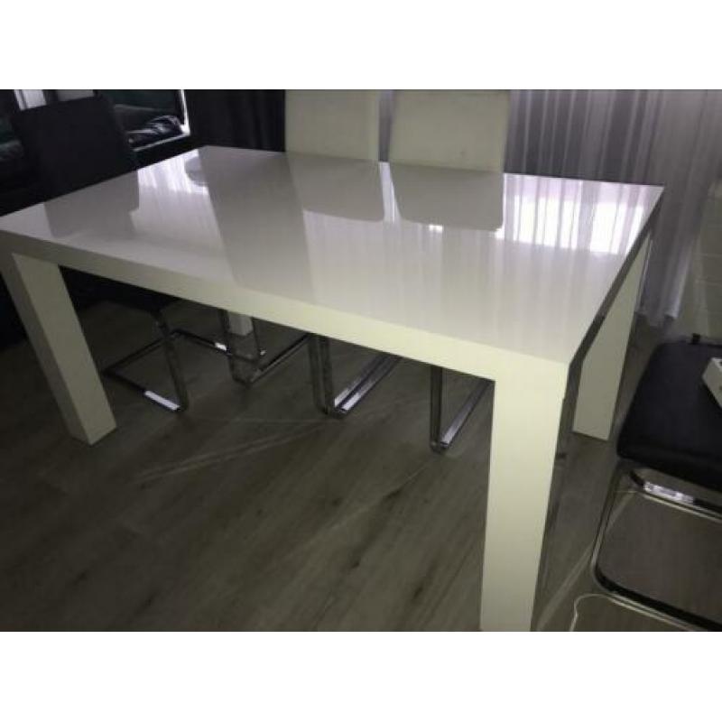 Eettafel hoogglans wit 160x 90cm