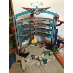 Hotwheels hot wheels garage + extra’s