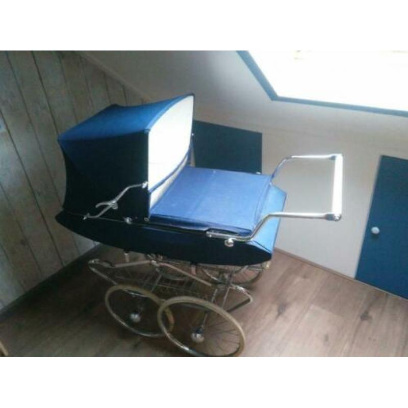 retro kinderwagen