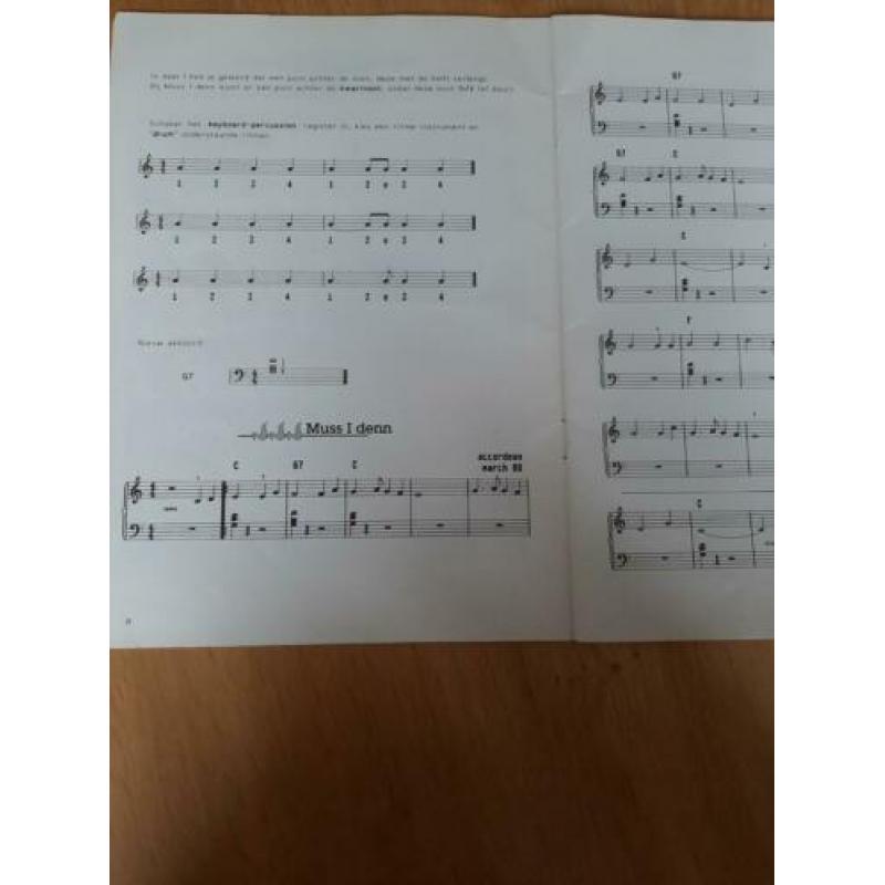 Lesboek I believe in keyboard deel 2