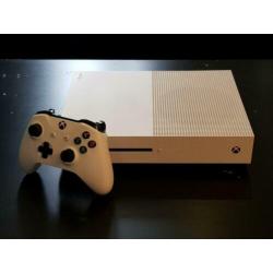 Xbox One S 500GB + controller