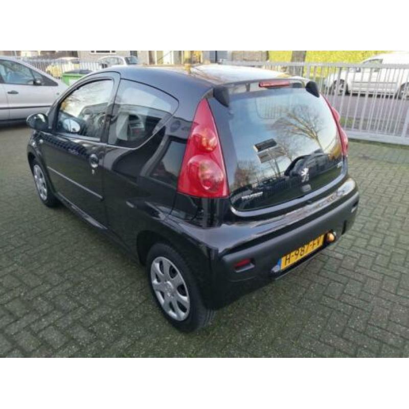 Peugeot 107 1.0-12V XS