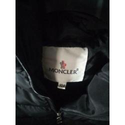 MONCLER zwarte stoere jas! €19;