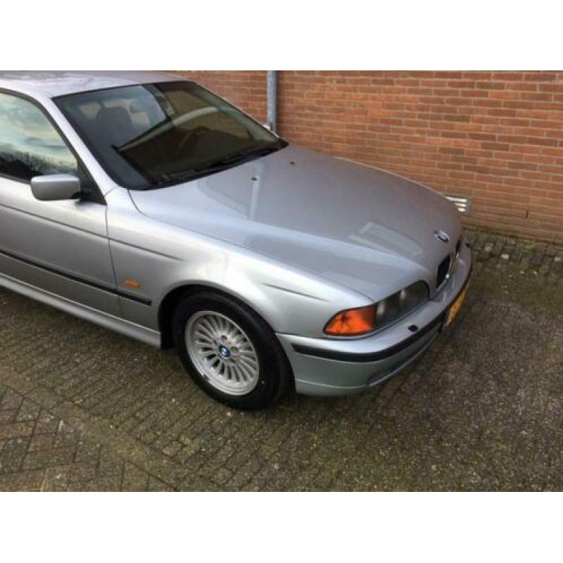 BMW 5-Serie 2.8 I 528 AUT 1997 Grijs