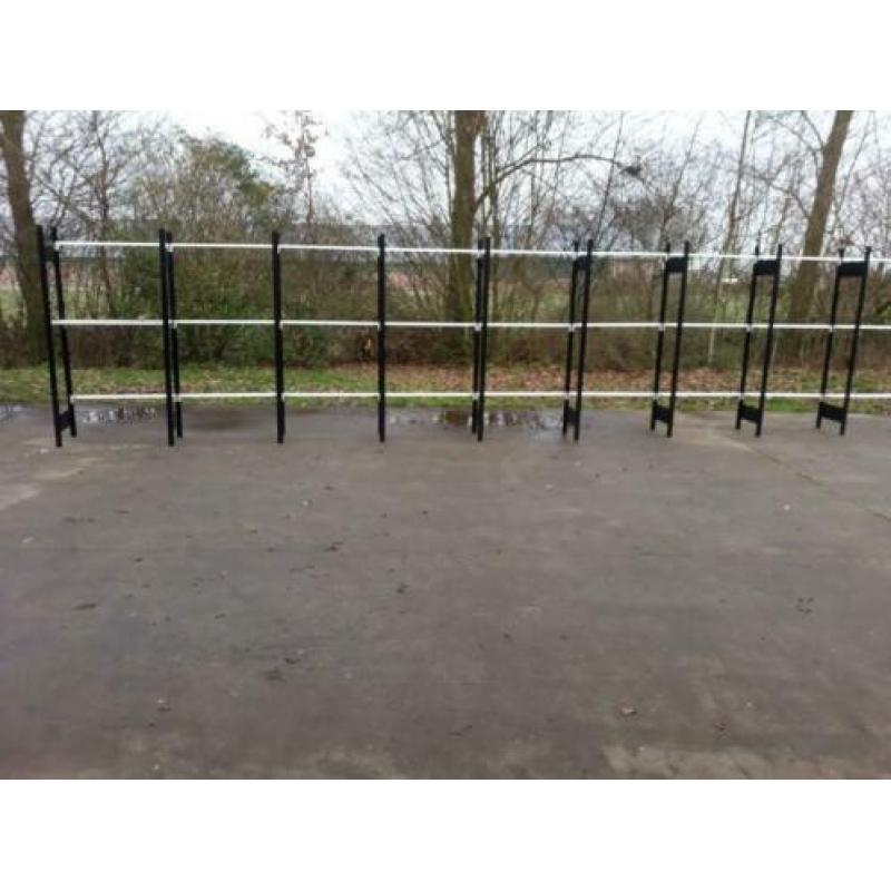 2 x stelling 40 .80 cm diep 9 meter lang