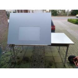 Tekentafel met lichtbak atelier kunst dia's negatieven