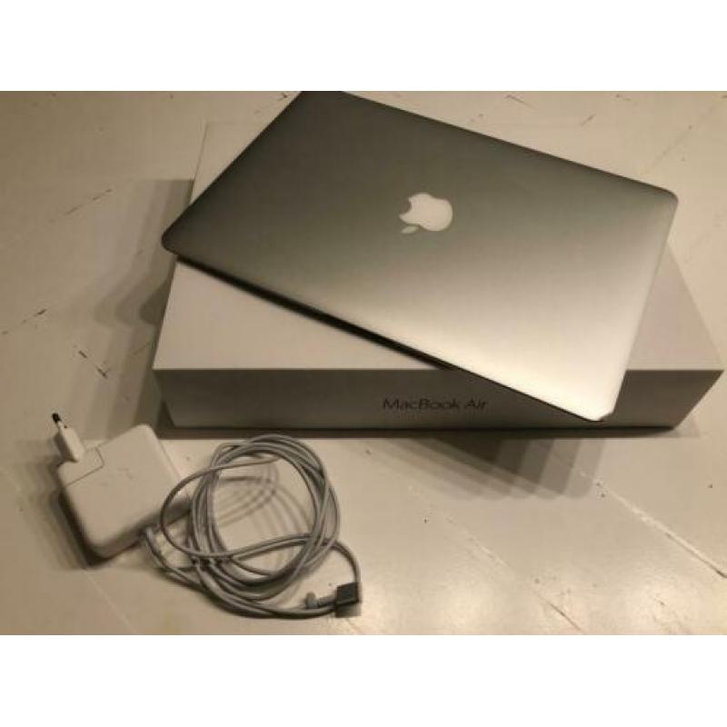 Apple MacBook Air 13” - 2017 (Als NIEUW!!)