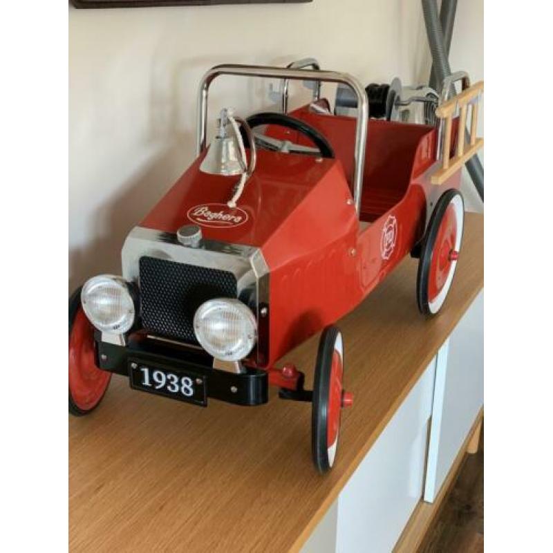 Trapauto retro brandweerwagen metaal
