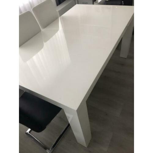 Eettafel hoogglans wit 160x 90cm