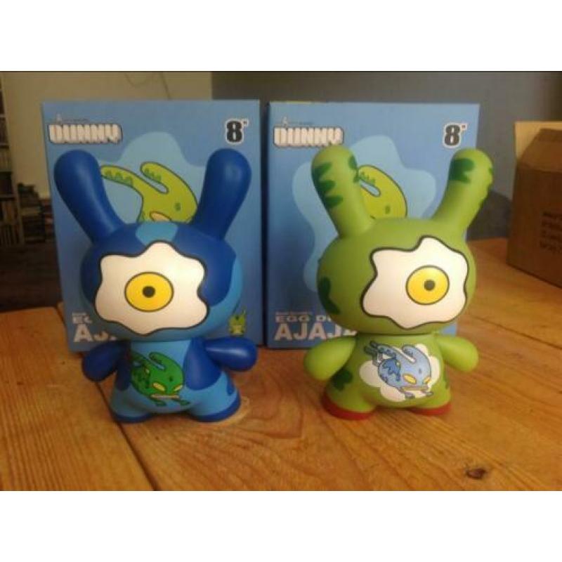 Dunny Eggdrop Ajaja 8". David Horvath. Blue/Green. Kidrobot.