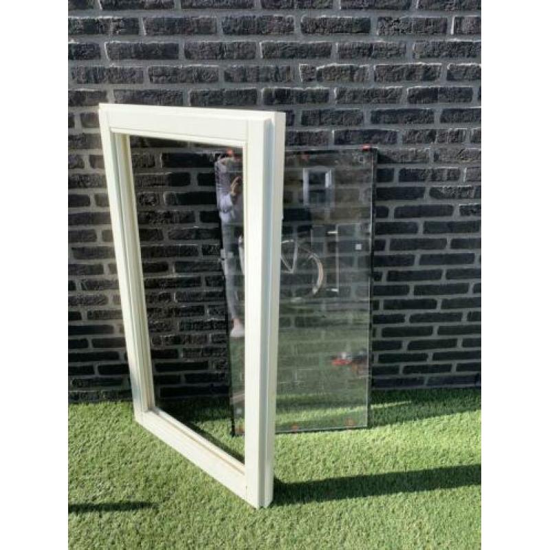 Raam en isolatieglas (nieuw)