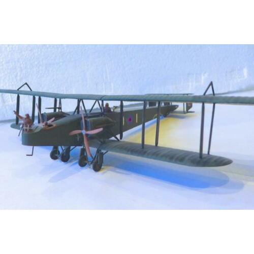 3 helicopter modellen 1/72 sikorsky en bommenwerper Handley