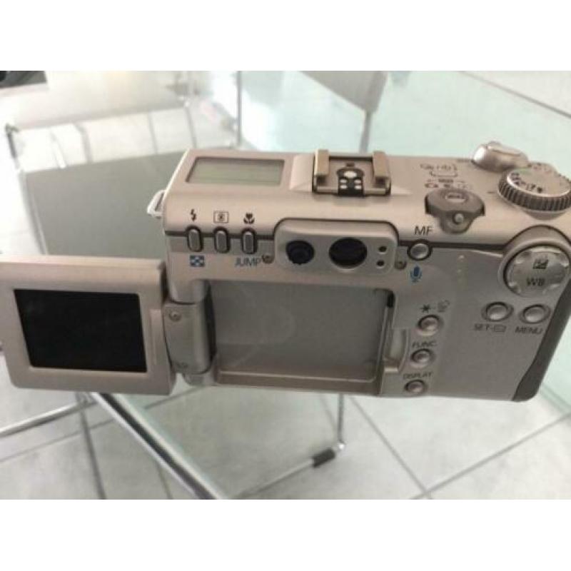 Canon powershot G3 defect.