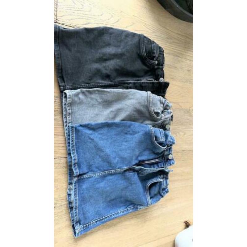 Drie mooie jeans/spijkerrokjes maat S van de Zara