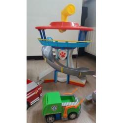 Veel paw patrol speelgoed uitkijktoren voertuigen poppetjes