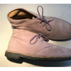 CLARKS DESERT BOOTS licht lila maat 41