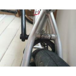 Freestyle BMX van het merk " Stolen"