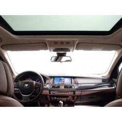 BMW 5 Serie 520i Sedan High Exe Luxury M Aut8- Schuifdak, Le