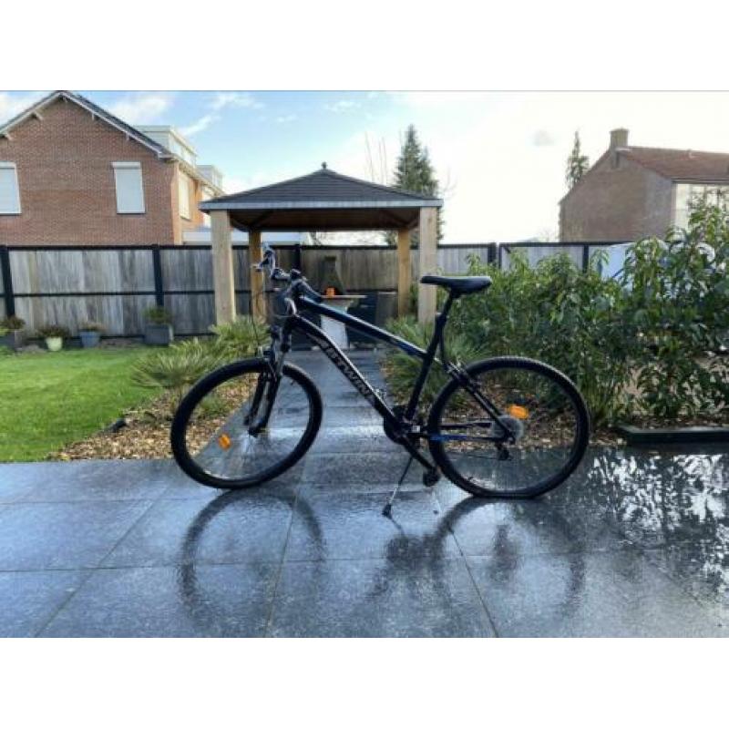 B-twin Rockrider mountainbike