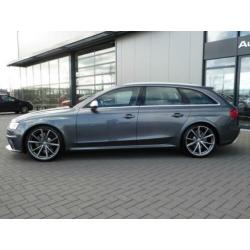 Audi RS4 4.2 FSI RS4 quattro Avant 450pk, Schaal stoelen, B&
