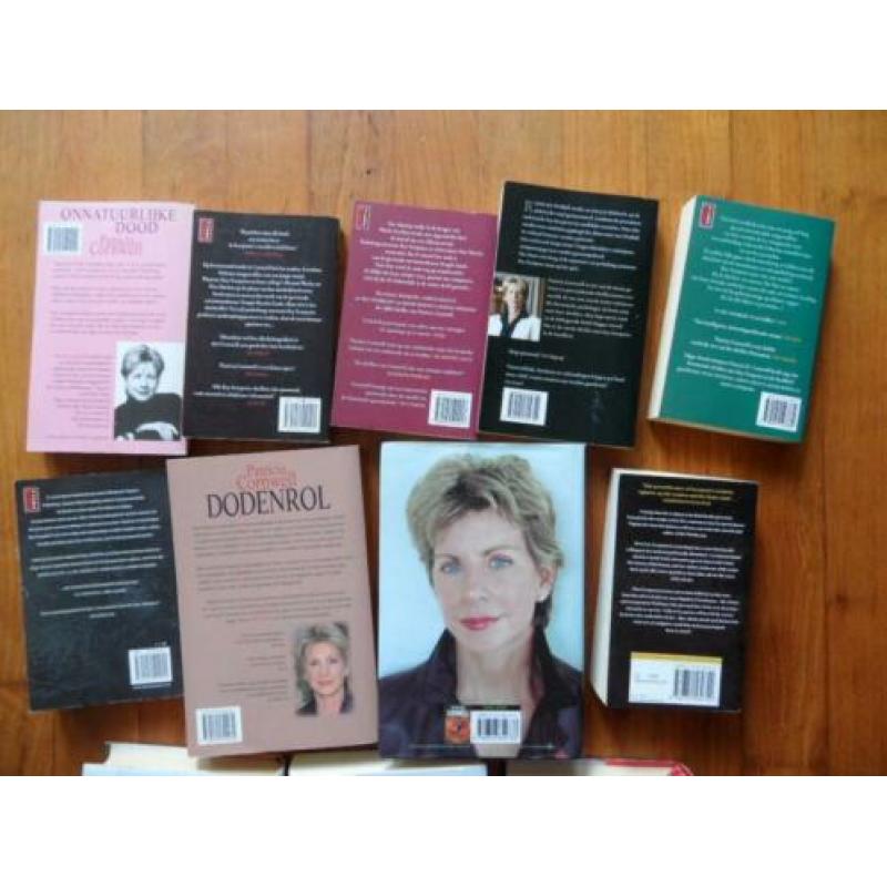 Patricia Cornwell - 12 x Onnatuurlijke dood enz.