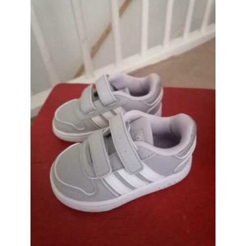 Mooie Adidas schoentjes