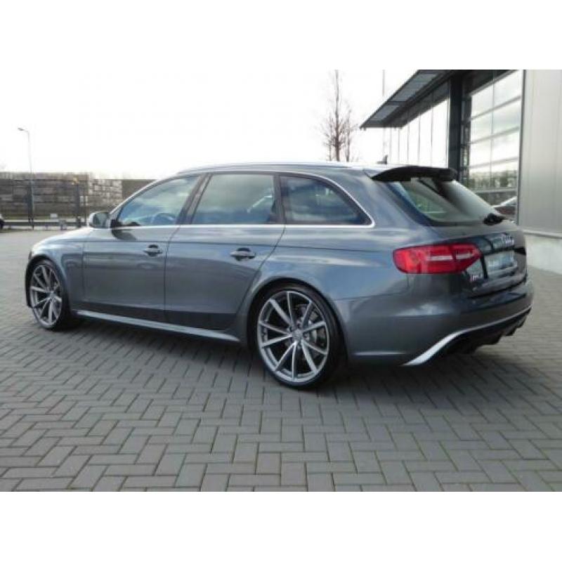 Audi RS4 4.2 FSI RS4 quattro Avant 450pk, Schaal stoelen, B&