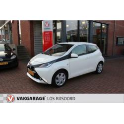 Toyota Aygo 1.0 VVT-i 69pk 5D x-play Camera
