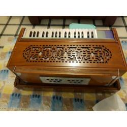 Harmonium tekoop