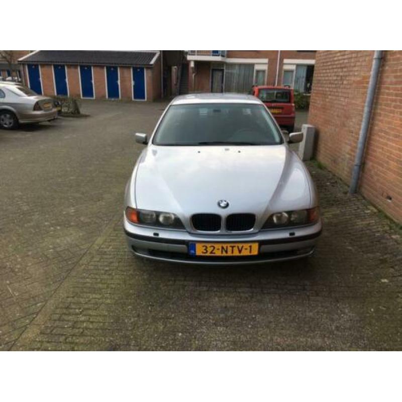 BMW 5-Serie 2.8 I 528 AUT 1997 Grijs