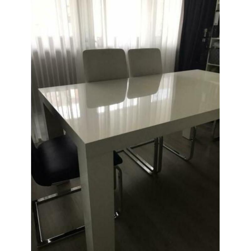 Eettafel hoogglans wit 160x 90cm