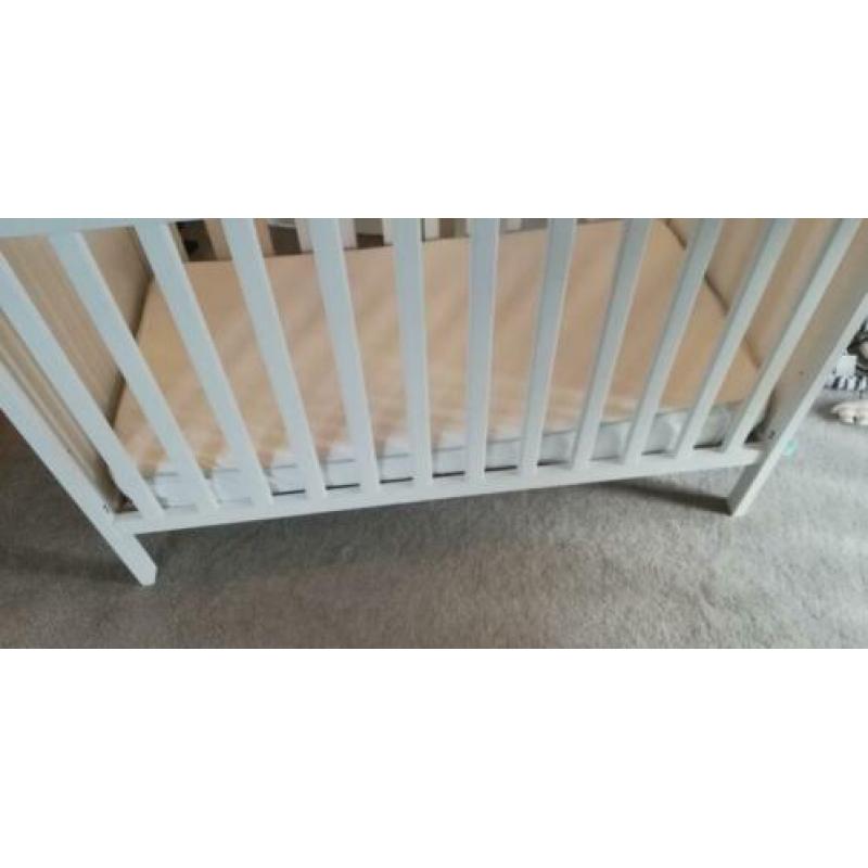 Ikea ledikant inclusief matras