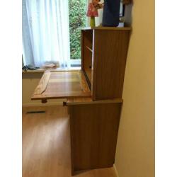 Commode van grenenhout