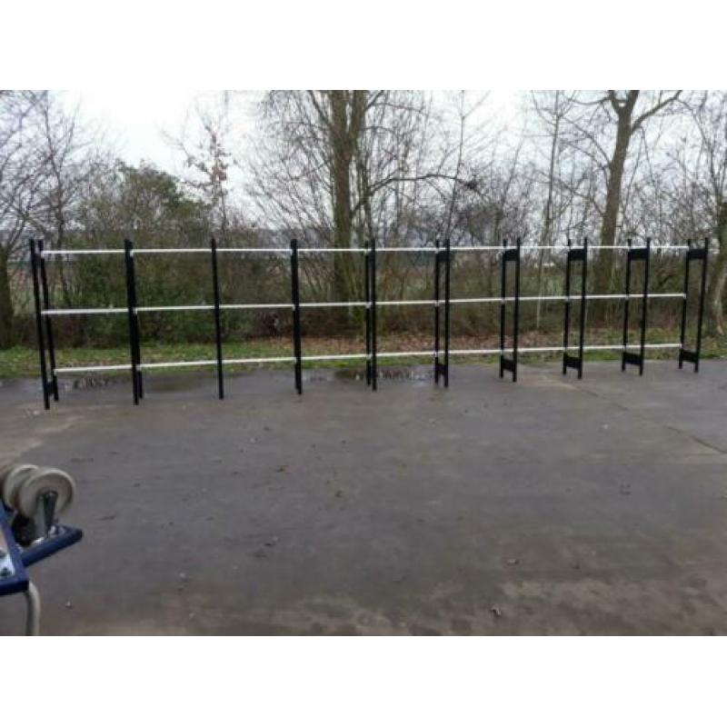 2 x stelling 40 .80 cm diep 9 meter lang