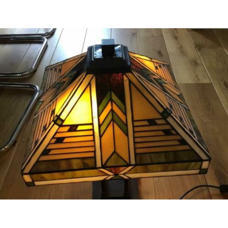 Tiffany lamp
