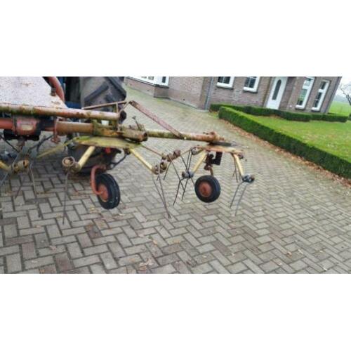 Kuhn gf 452 hooischudder