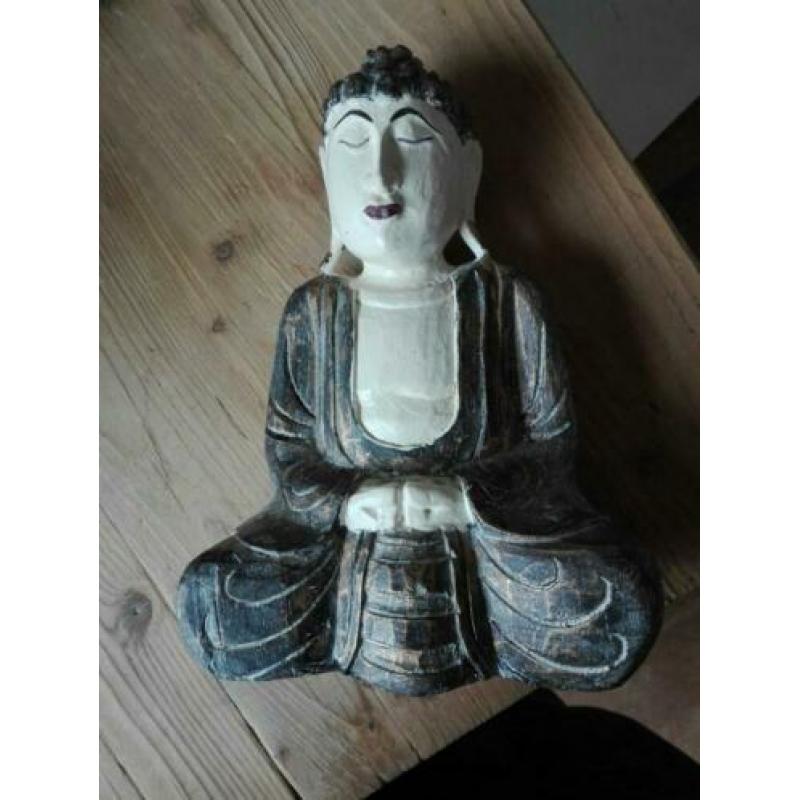 Houten boeddha 24'5 x 17 voor € 5