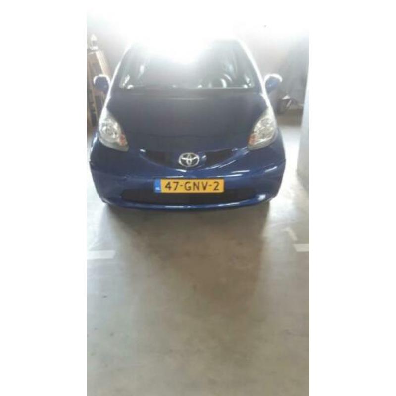 Toyota Aygo 1.0 12V Vvt-i 3DRS MMT 2008 Blauw automaat