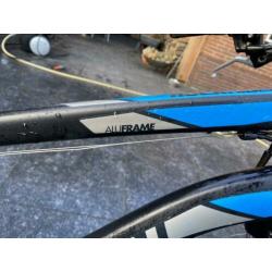 B-twin Rockrider mountainbike