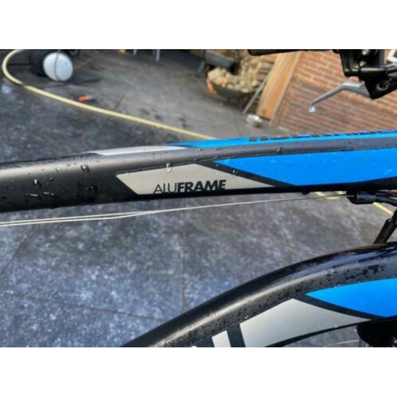 B-twin Rockrider mountainbike