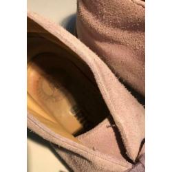 CLARKS DESERT BOOTS licht lila maat 41