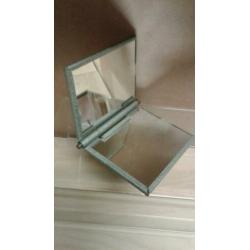 Curiosa | Spiegel in metalen houder | Laboratorium | Vintage