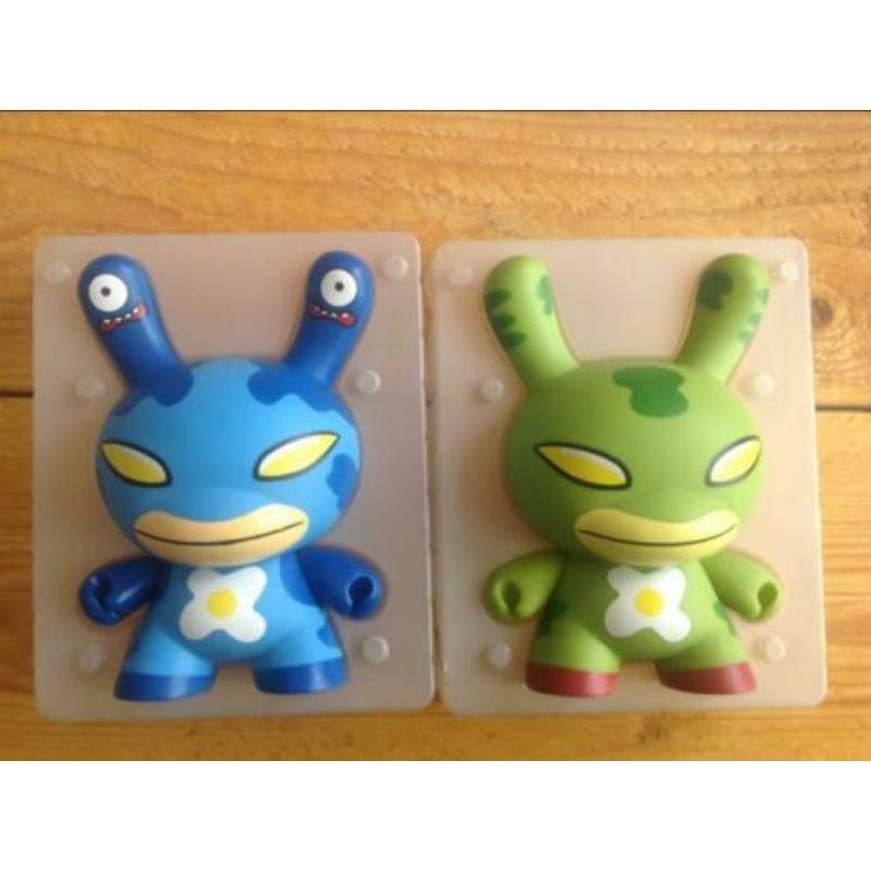 Dunny Eggdrop Ajaja 8". David Horvath. Blue/Green. Kidrobot.